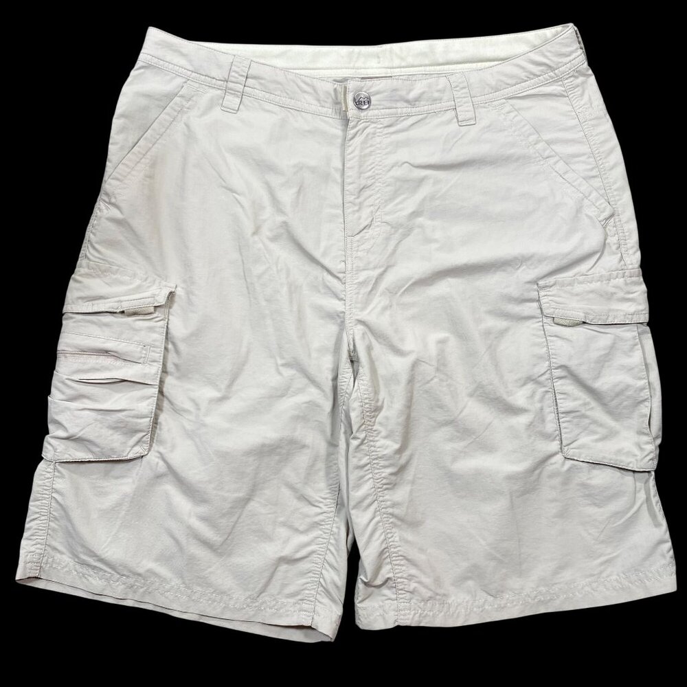 REI Womens Beige Cargo Hiking Shorts Size 12 Pockets & Button Durable Outdoor